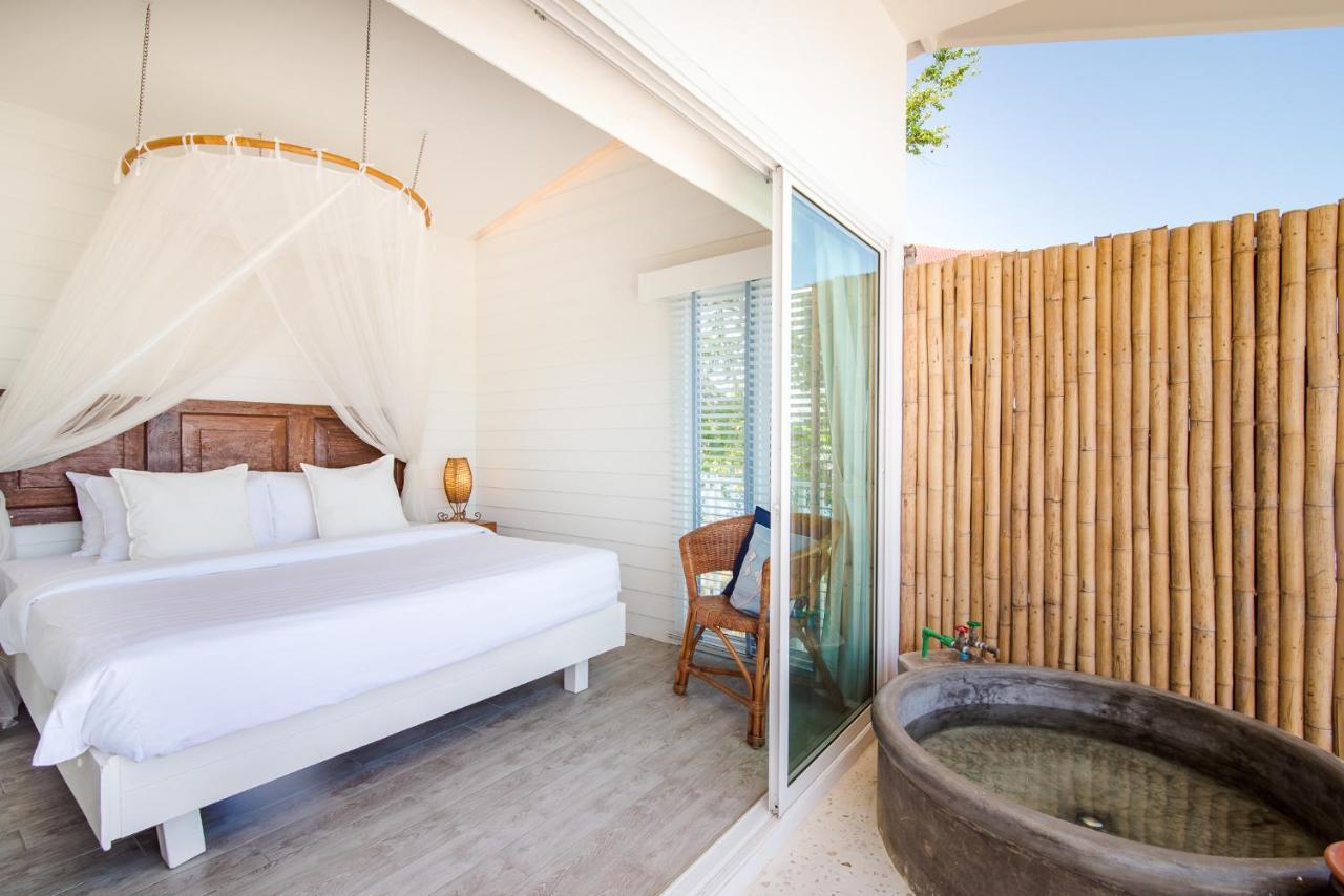 Baan Kangmung Hua Hin On The Beach Екстер'єр фото
